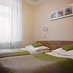 Hotel Kompleks Dąbrówka 3*