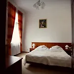 Hotel Kompleks Dąbrówka 3*