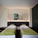 Hotel Kompleks Dąbrówka 3*