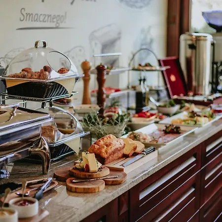 Kompleks Dąbrówka Hotel 3*