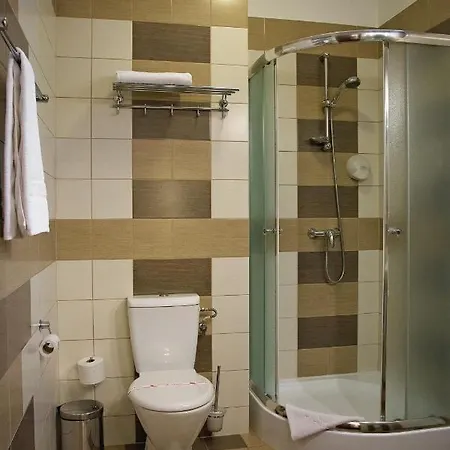 Hotel Kompleks Dabrowka 3*