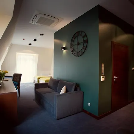 Hotel Dabrowka