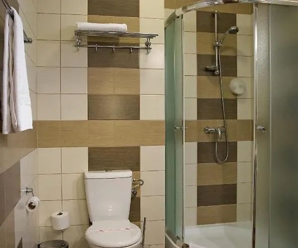 Ξενοδοχείο Kompleks Dabrowka 3*